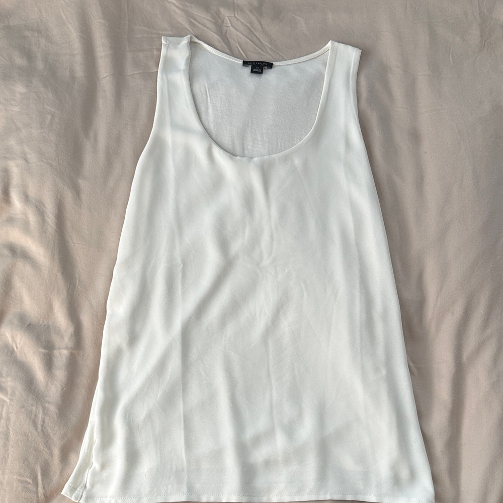 Ann Taylor White Scoop Neck Sleeveless Tank